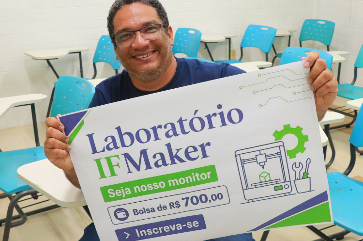 Bolsas de R$ 700 para alunos do superior